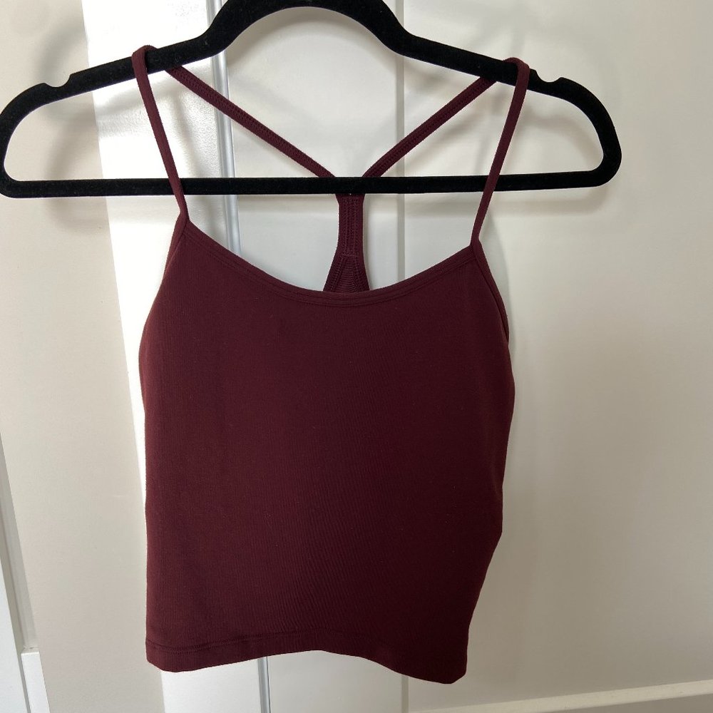 Lululemon Power Y Cropped Tank - Size 6